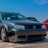 Volkswagen Golf 4 Pre-Owned - Image 2